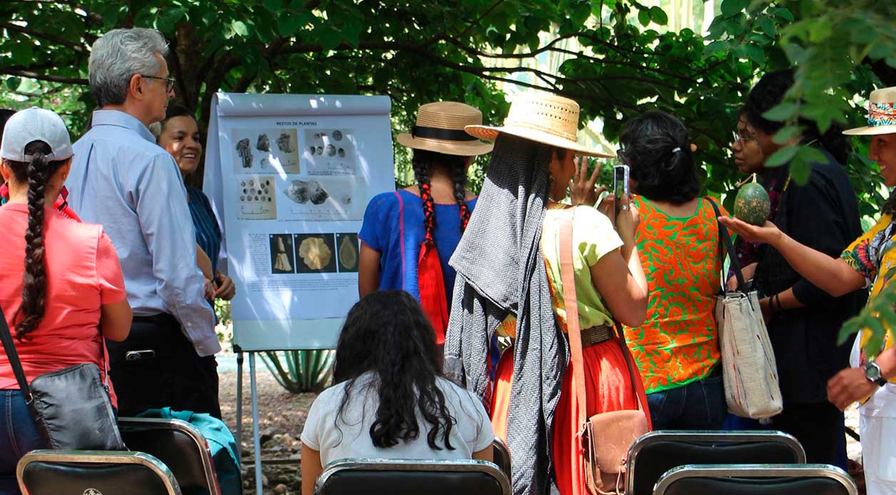 Taller del Día de los Jardínes Botánicos